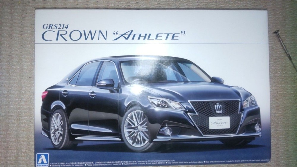 Aoshima GRS214 Toyota Crown Athlete Collectables 17+