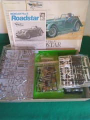 LS 1/16 Morgan Plus 8 ROADSTAR Motorized Plastic Model Kit Unopened Vintage