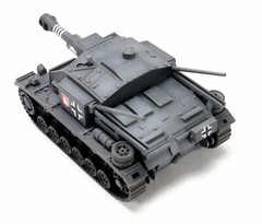 AFV Club WQT-004 Q Tank Series – WWII German Sturmgeschutz III Ausf.F – USA Ship