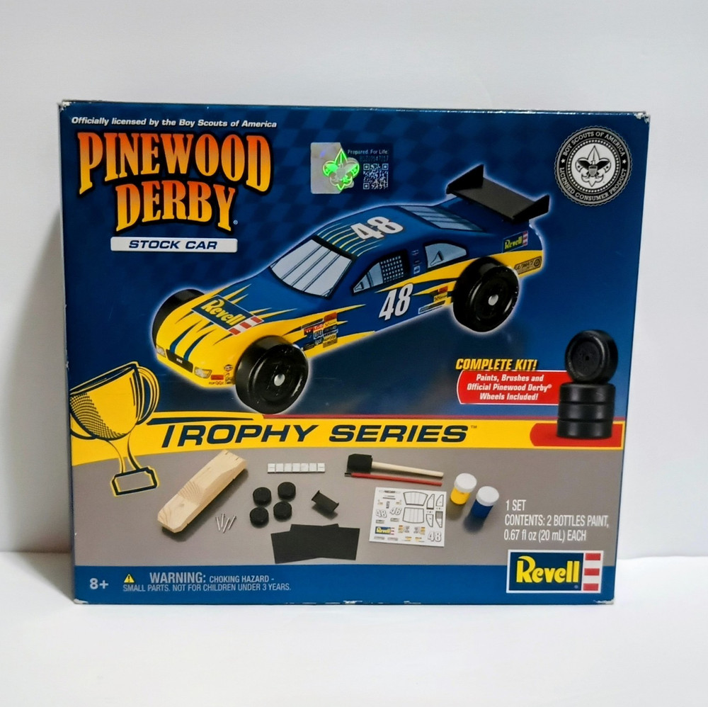 Revell Pinewood Derby Trophy Series Stock Car Wood Kit Unassembled 8+ RMXY8643