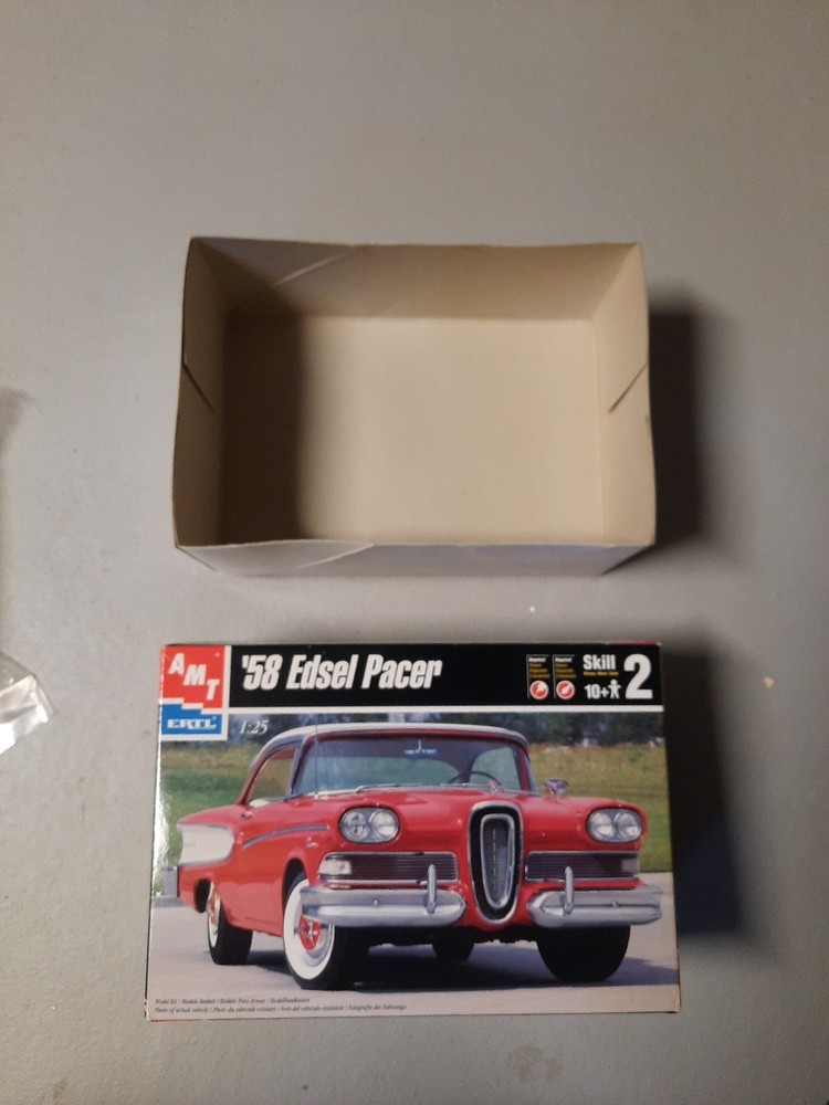 AMT Ertl 1/25 Scale ’58 Edsel Pacer Model Car Kit Open Box Parts In Unopened B