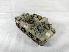 Built 1/35 M7 variant US Army Prime Mover with M1a1 155mm towed howitzer