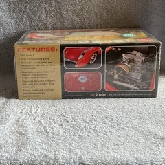 AMT 1957 Chevy Convertible Corvette 1:25 Aqua Unassembled Model Kit
