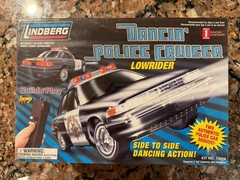 Lindberg Snap Fit Dancin’ Police Cruiser Lowrider Kit 73019 Sealed Box