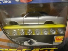 2004 MAISTO (3) Die Cast Unassembled Model Kits D/S