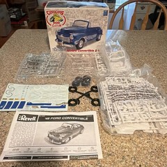 Revell Goodguys ’48 Ford Convertible 2’n1 1:25 Plastic Kit Skill 3 #320