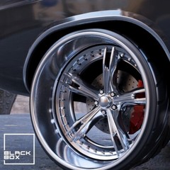 1:25-1:24 Scale Resin Fusion Style Rims and Tires With Brakes-Unpainted