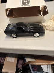 1992 Chevrolet Corvette ZR1 Dealer Promo Car BLACK 1:25 AMT / ERTL #6566