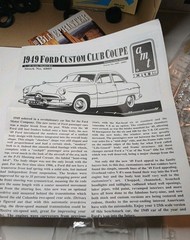 AMT 1949 FORD Coupe 2N1 model car kit