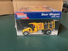 Vintage 1995 Monogram issue 1/24 Tom Daniel Beer Wagon Show Rod Factory Sealed