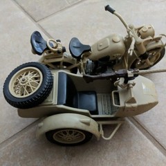 VINTAGE BMW R75 Army Motorcycle with sidecar 1:16 scale model