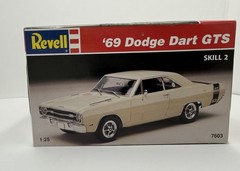 1969 Dodge Dart GTS 1:25 Scale Model Kit Revell