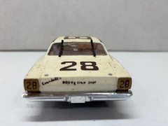 VINTAGE AMT 1/25 SCALE JUNKYARD 1966 GALAXIE NASCAR JUNKYARD BUILT MODEL KIT