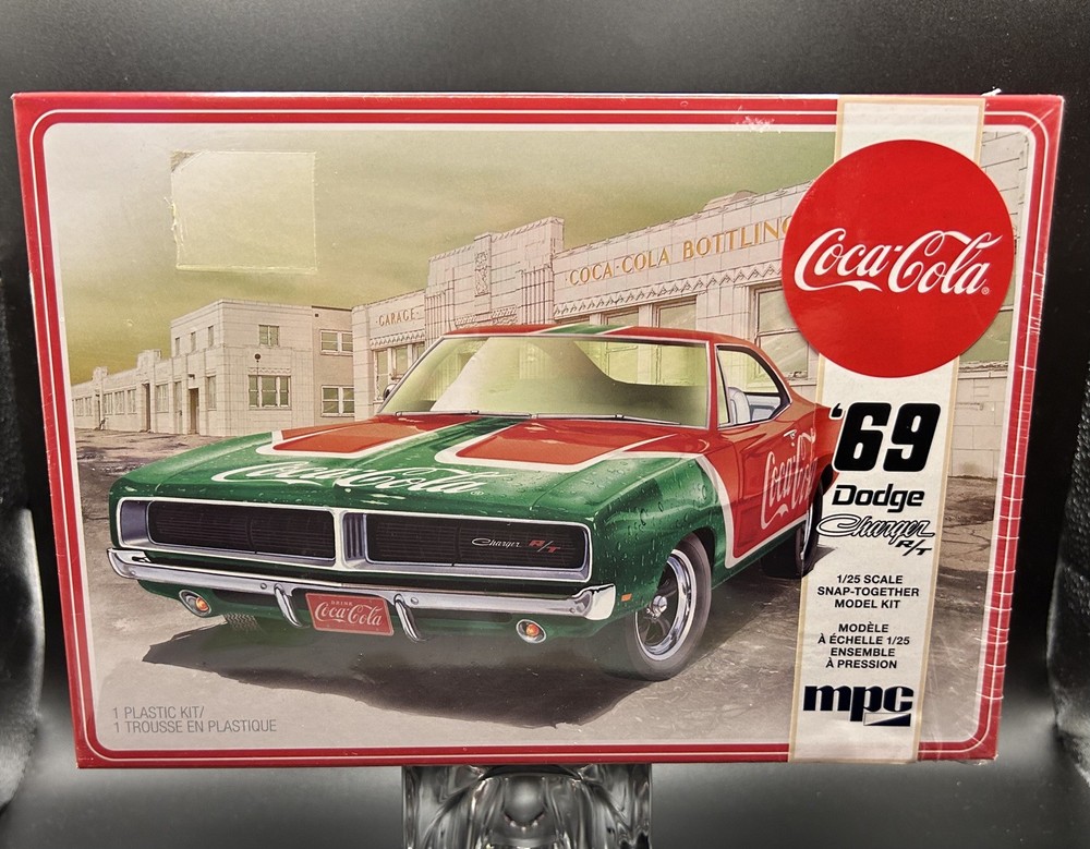 MPC Skill 3 Model Kit 1969 Dodge Charger RT “Coca-Cola” 1/25 Scale MPC919M New