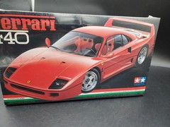 🔥😎Tamiya 1:24 Model Kit – Ferrari F40 – Series No. 77 – Item 24077 1500 (NEW)