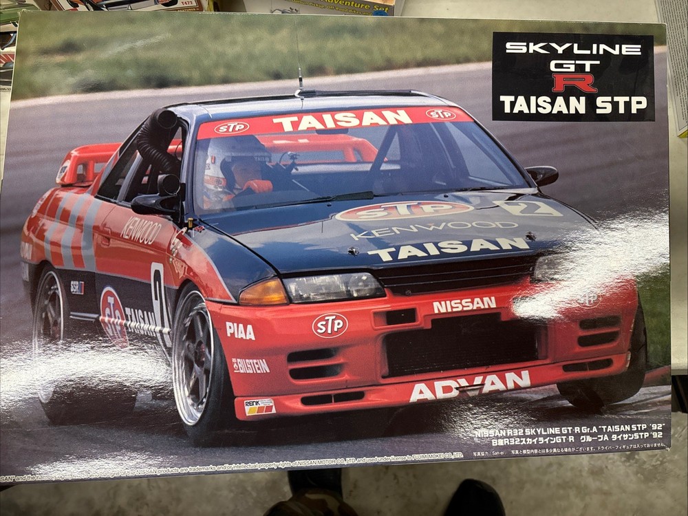 Fujimi Axes No.9 Nissan Skyline GT-R STP Taisan `92 Gr.A (BNR32) 141947 1/12