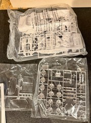 2 Classics Firebird And Thunderbird Cars Model Kits 1:25 Parts Sealed US Seller