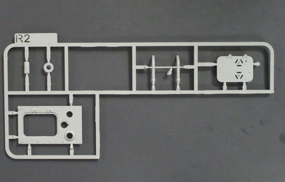 TAKOM 1/35 Scale Flakpanzer Panther 2 in 1 Parts Tree R2 from Kit No. 2105