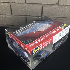Vintage 1/25 REVELL ’67 PLYMOUTH GTX HEMI NEW OLD STOCK FACTORY SEALED 1994