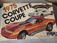 Vintage MPC 1/25 1975 CORVETTE COUPE CUSTOMIZING 1-7505 FACTORY SEALED 70s MINTY
