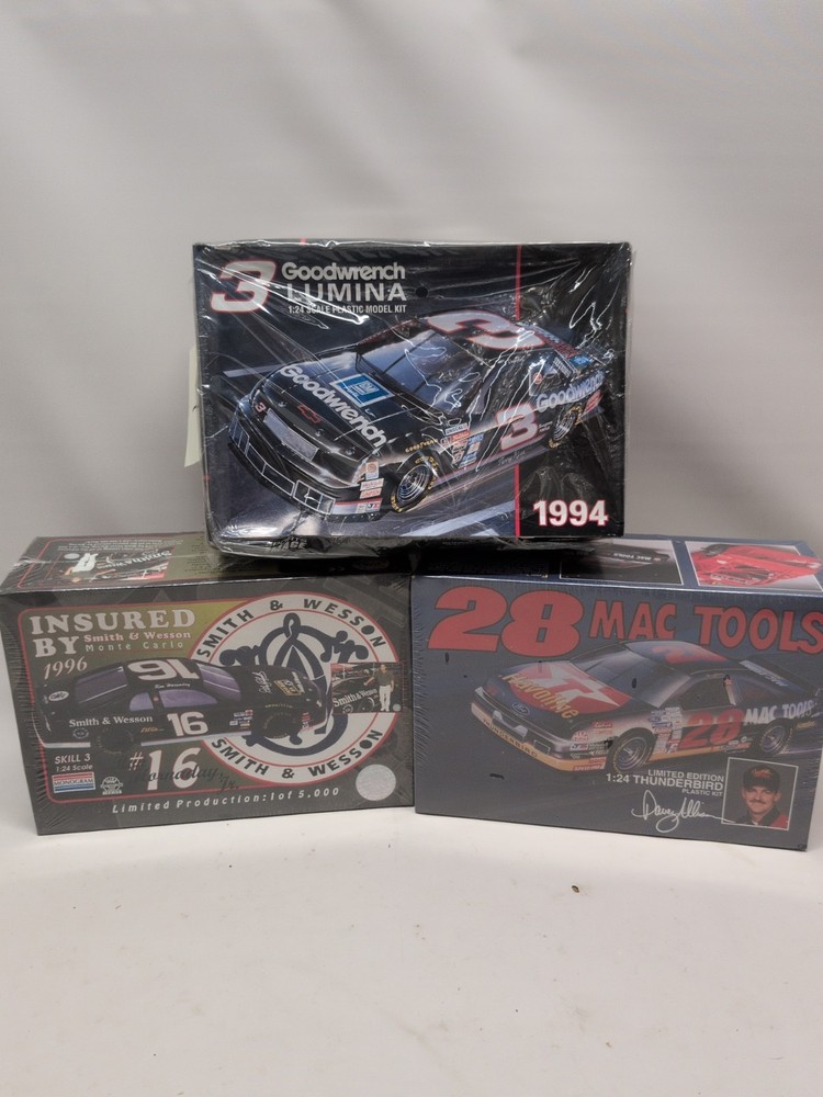 Lot(3) Monogram NASCAR Kits Goodwrench Mac Tools Smith/Wesson Factory Sealed