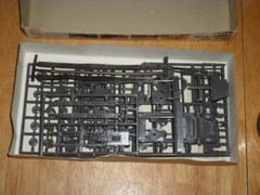 WW#2, GERMAN Sd. Kfz.7/1, 8 TON HALF TRACK QUAD 20mm AA. Plastic Model Kit, 1/72
