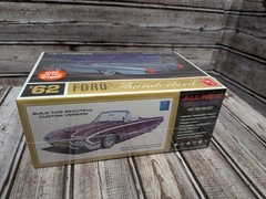 AMT ’62 Ford Thunderbird Customizing Model Kit Sealed