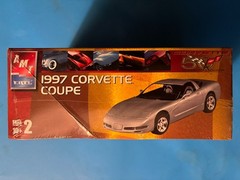 1997 CHEVROLET CORVETTE COUPE MODEL KIT AMT ERTL 1/25 SCALE NEW SEALED COOL LOOK