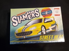 AMT SNAPFAST 1998 CHRYSLER CONCORDE STREET HEAT – 1/25 – AMT1227 – NEW – SEALED