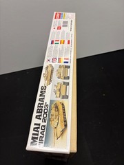 ACADEMY 13202 1/35 M1A1 Abrams “Iraq 2003″ Tank Model Kit