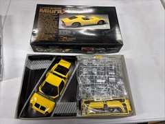 Union Model 1/20 Lamborghini Miura P-400 OPEN (2)