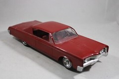 Johan 1967 Chrysler 300 Hardtop Dealer Promo model 1/25 Vintage .