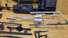 1968 Dodge Charger R/T PAINTED CHASSIS & EXHAUST 1:25 Revell NEW Model PARTS