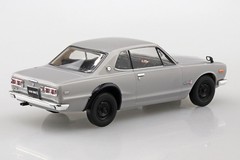 Aoshima 1/32 The Snap Kit Nissan Skyline 2000GT-R Silver 09-A Model Kit 05882