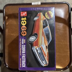 AMT 1969 Ford Torino Cobra Fastback 3-in-1 1/25 Model Kit – AMT1217M