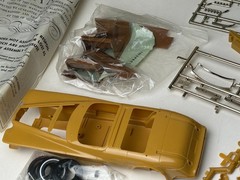 Renwall 1/25th Scale 1966 Duesenberg Model Kit with Box