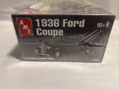 AMT 1936 Ford Coupe 1/25 Plastic Car Model Kit Free Shipping 31860