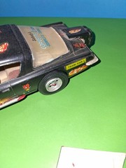 AMT VINTAGE BUILT 1960’S PLYMOUTH BARRACUDA ANNUAL MODEL KIT HAS CUT FENDERS
