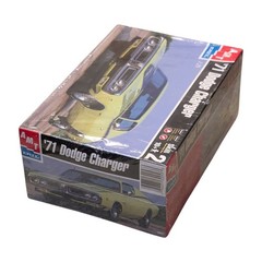 AMT ’71 Dodge Charger Model Kit # 30053 Factory Sealed 1:25 Mopar R/T Hemi NEW