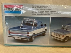 1991 Monogram Ford F-250 Pickup Truck 1:24 Model #2922 2922M0100