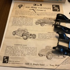 AMT 1:25 Scale 1932 Ford V-8 The Deuce BOX, FEW PARTS, INSTRUCTIONS (See Photos)