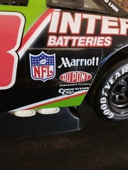 VTG Dale Jarrett #18 1:24 Interstate Batteries Chevrolet Lumina NASCAR W/Stand