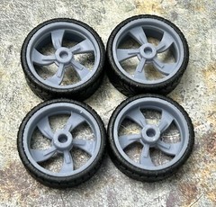 1/24 Scale: 24-Inch “Vista” Wheels And Tires; Resin;1/25