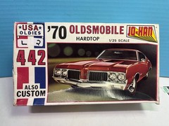 1/25 JO-HAN 1970 OLDSMOBILE 442 HARDTOP WHITE RED LINE TIRES MODEL KIT OPEN 2 B2