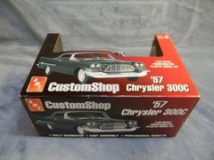 1/25 SCALE 1962 CHRYSLER 300 PRE-PAINTED JADE GREEN CUSTOM SHOP MODEL KIT