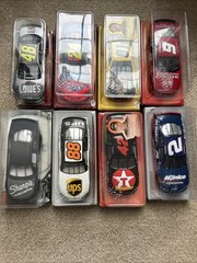 HUGE LOT OF 18 NASCAR 1:24 SCALE DIECAST CARS FROM THE EARLY-MID 2000’s