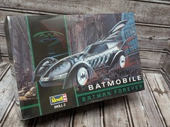 Revell Batman Forever Batmobile Plastic Model Kit 1:25 Scale