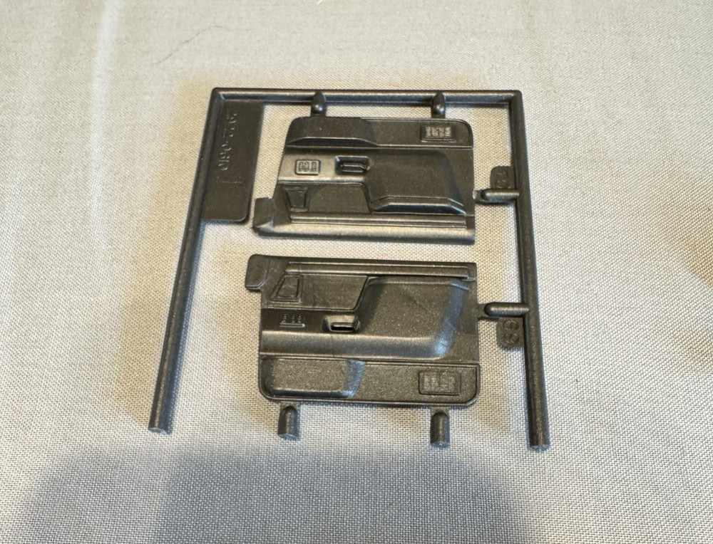 Monogram 6363 Ford F-250 Pick-Up Parts Kit Bash Door Panel #69 #70