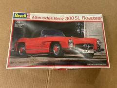 Revell Mercedes Benz 300 SL Roadster 1/24 – Brand New In Factory Sealed Box