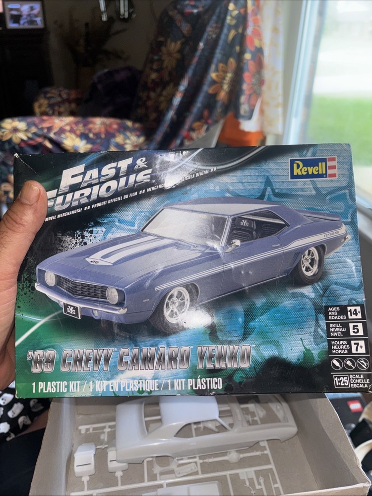 REVELL 1:25 SCALE FAST & FURIOUS ” 1969 CHEVY CAMARO YENKO ” MODEL KIT 85-4314